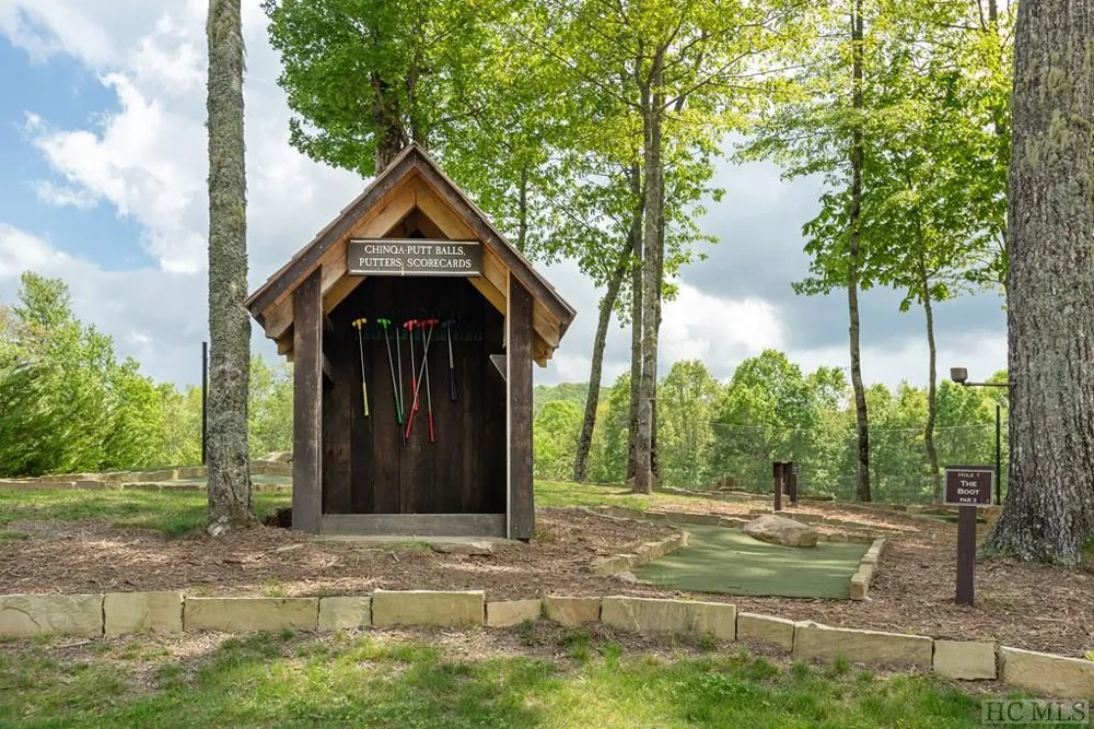 Lot E7 New Settler's Way Glenville, NC 28736