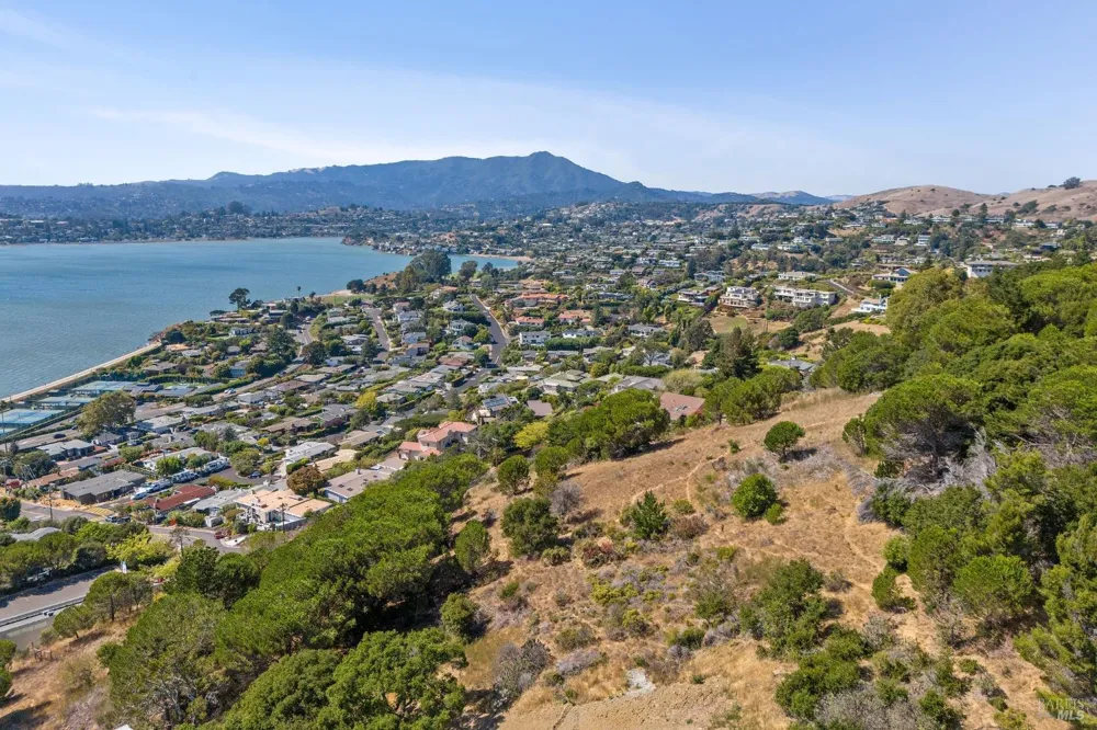 138 Rock Hill Drive Tiburon, CA 94920