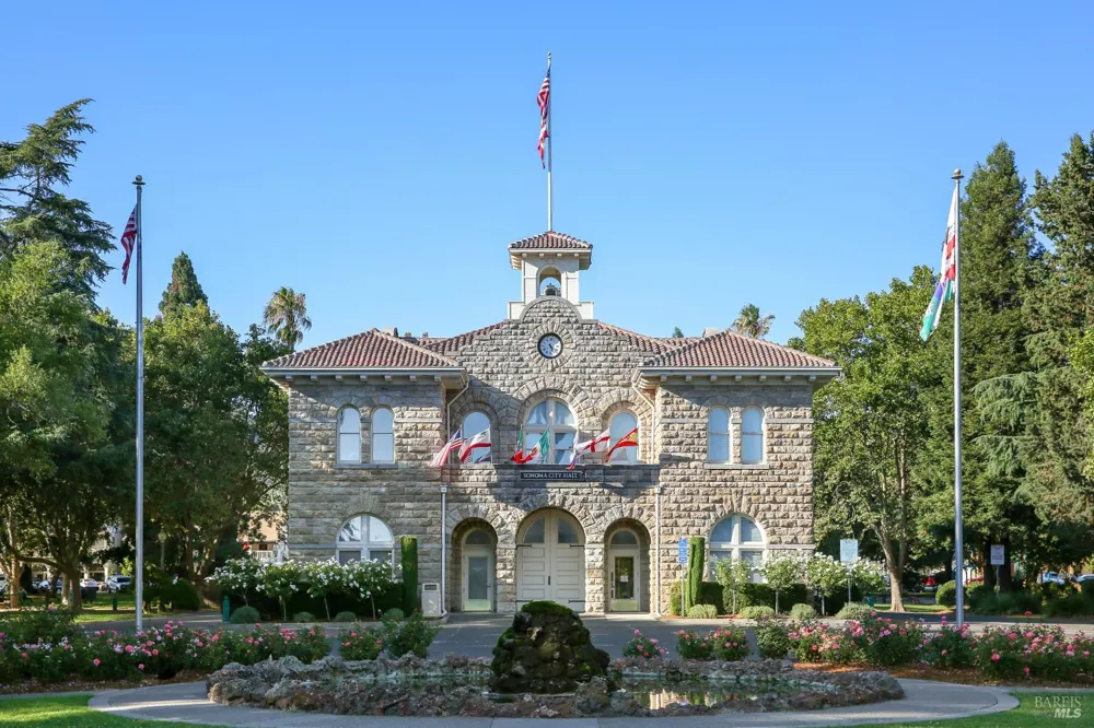 14351 Babb Lane Glen Ellen, CA 95442