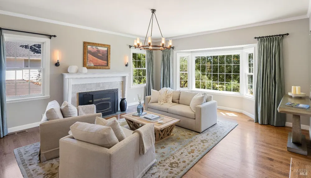 14351 Babb Lane Glen Ellen, CA 95442