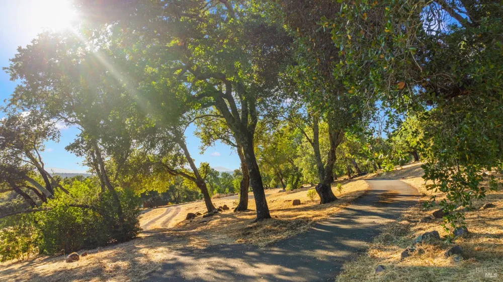 14351 Babb Lane Glen Ellen, CA 95442