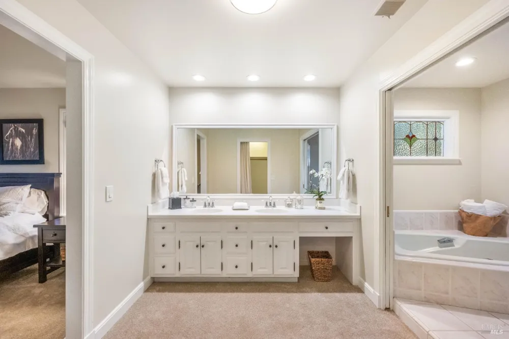 14351 Babb Lane Glen Ellen, CA 95442