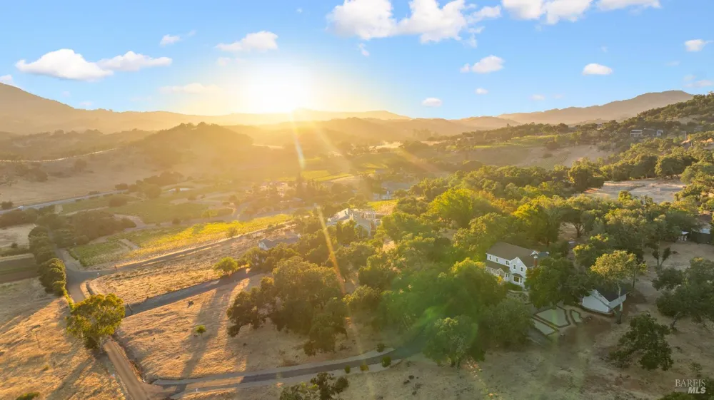 14351 Babb Lane Glen Ellen, CA 95442