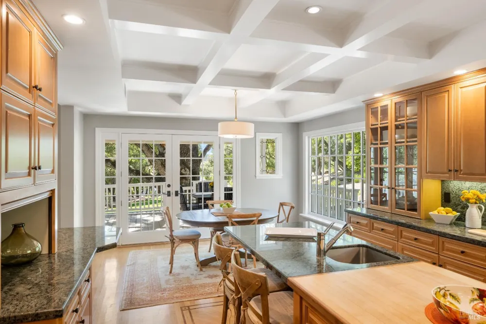 14351 Babb Lane Glen Ellen, CA 95442