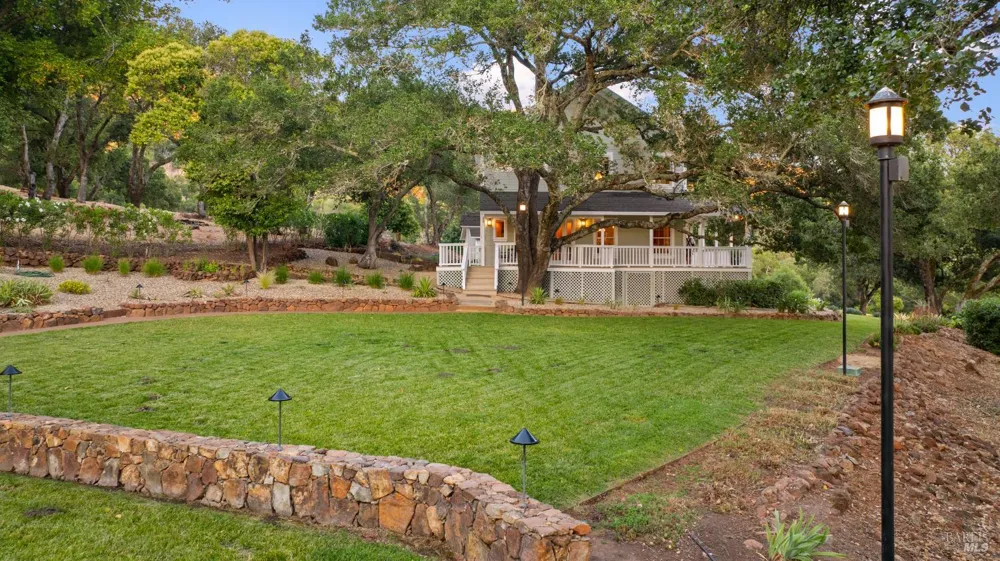 14351 Babb Lane Glen Ellen, CA 95442
