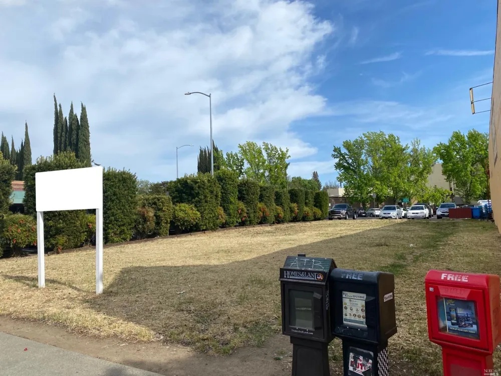 Merchant Street Vacaville, CA 95688