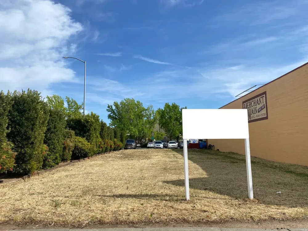 Merchant Street Vacaville, CA 95688