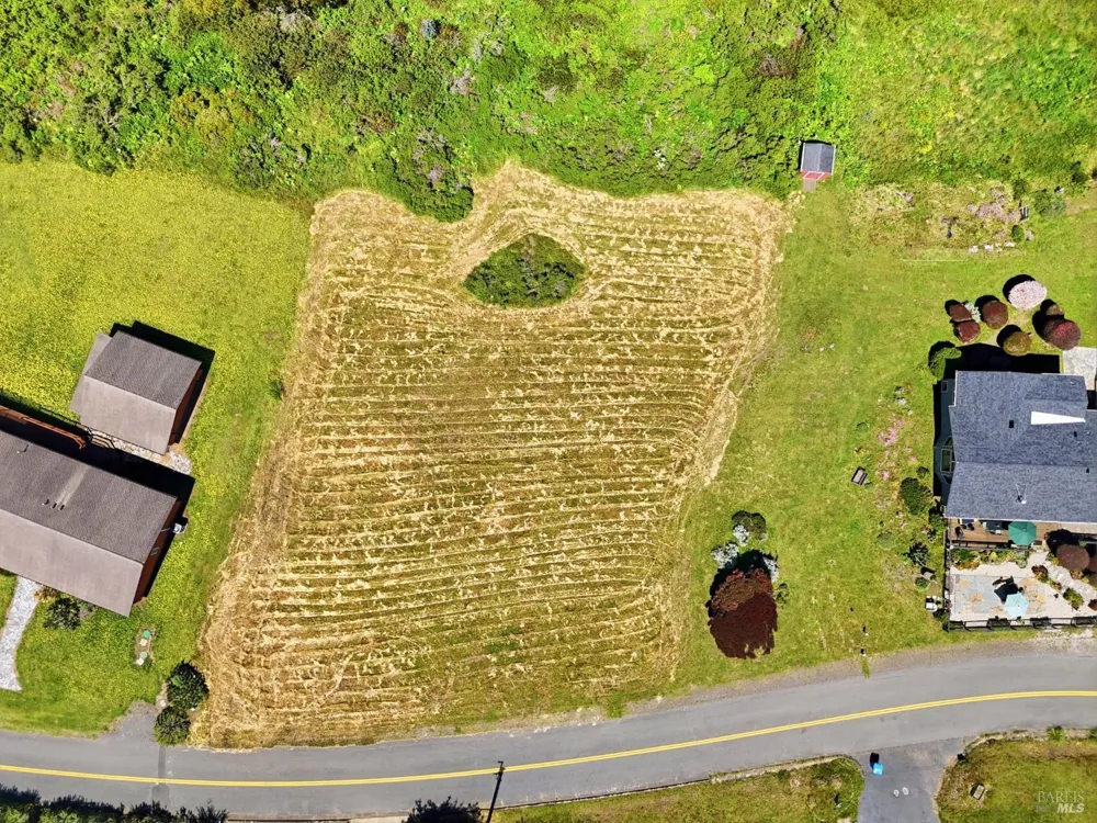 317 Los Santos Drive Bodega Bay, CA 94923