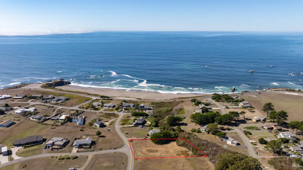 225 Los Santos Drive Bodega Bay, CA 94923