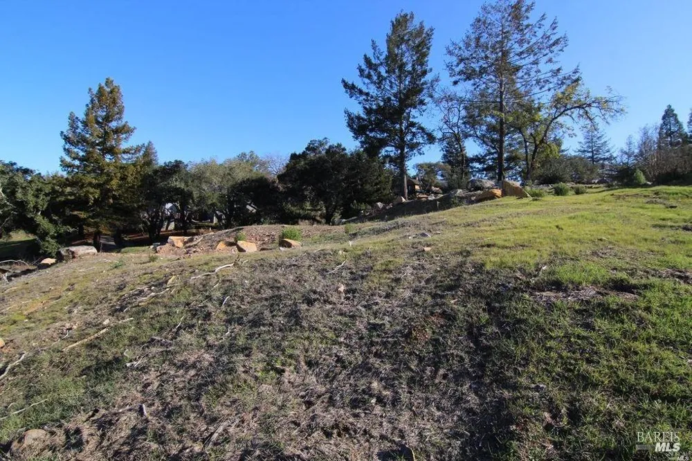 3816 Clear Ridge Santa Rosa, CA 95404