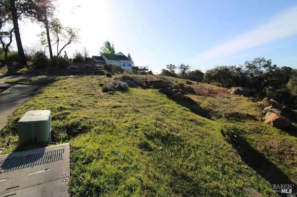 3816 Clear Ridge Santa Rosa, CA 95404