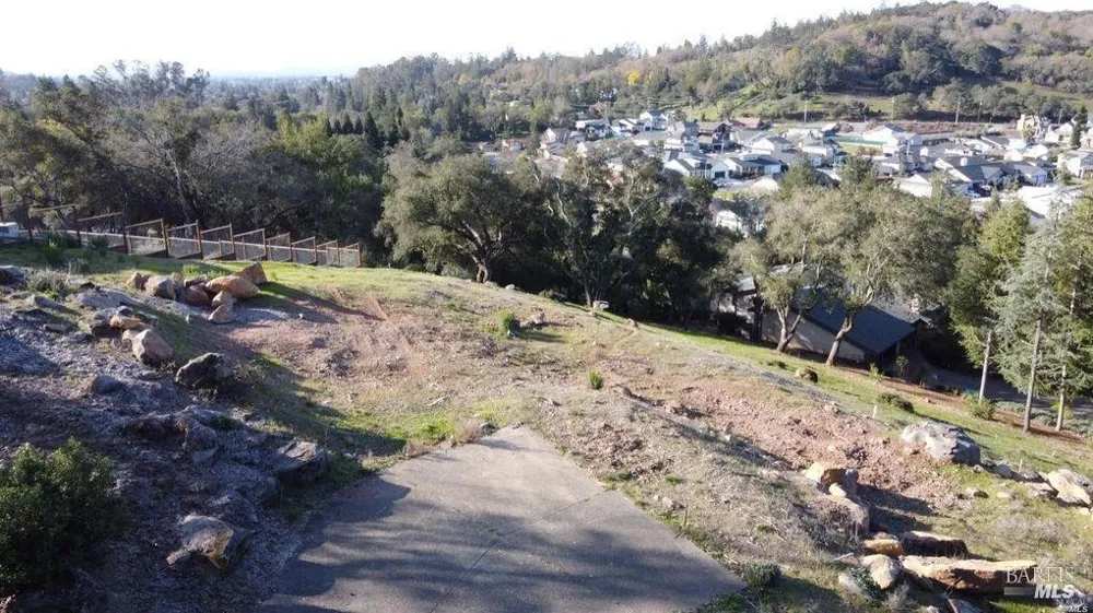 3816 Clear Ridge Santa Rosa, CA 95404