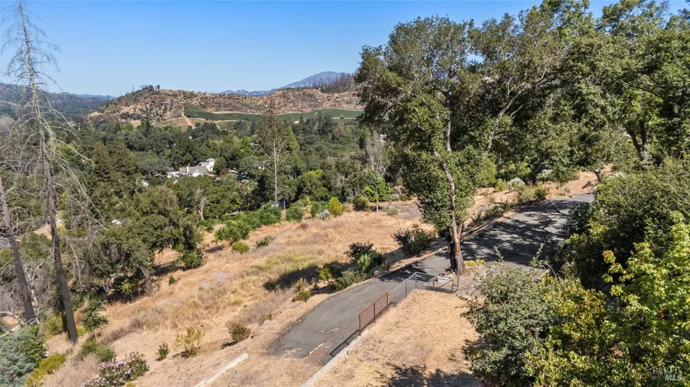 509 Canon Park Drive St. Helena, CA 94574