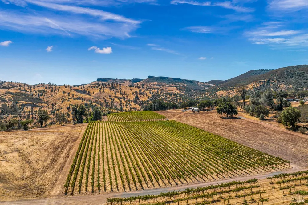 500 Old Long Valley Road Clearlake Oaks, CA 95423
