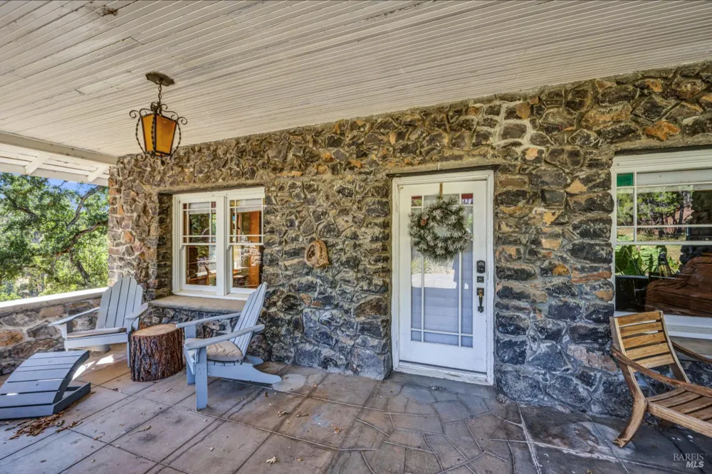 500 Old Long Valley Road Clearlake Oaks, CA 95423