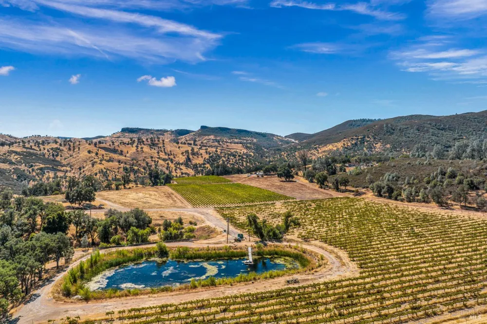 500 Old Long Valley Road Clearlake Oaks, CA 95423
