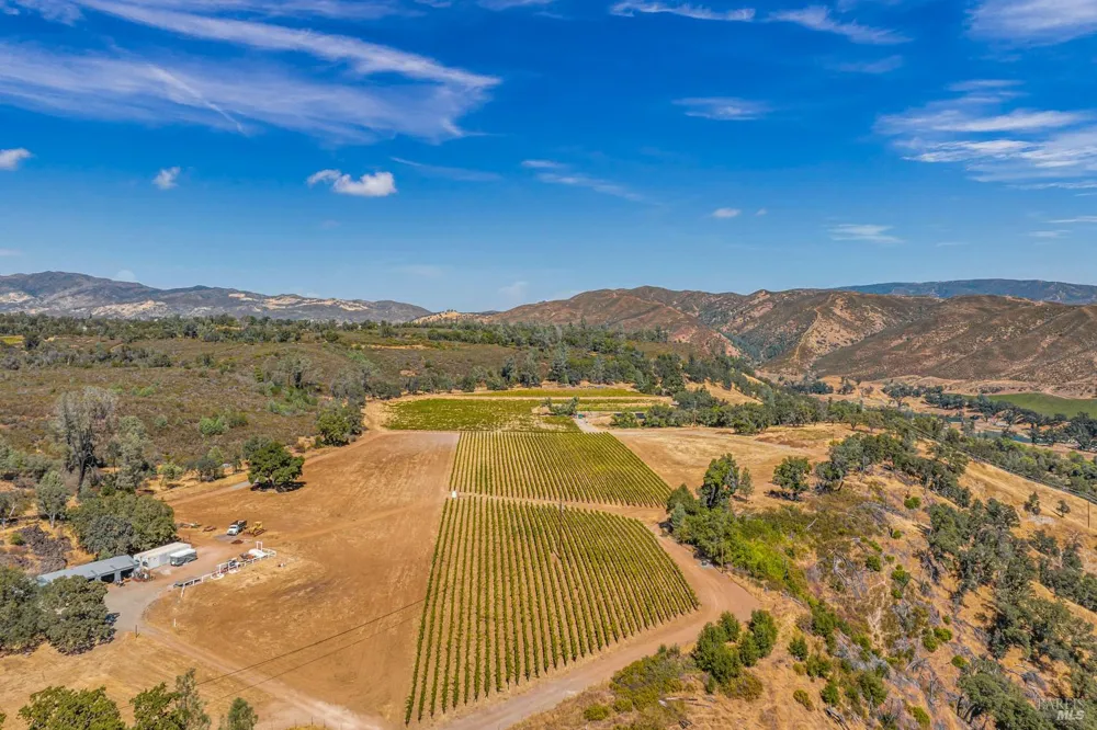 500 Old Long Valley Road Clearlake Oaks, CA 95423