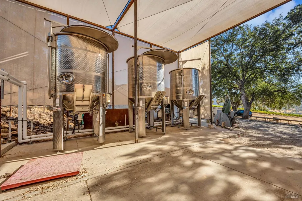 500 Old Long Valley Road Clearlake Oaks, CA 95423