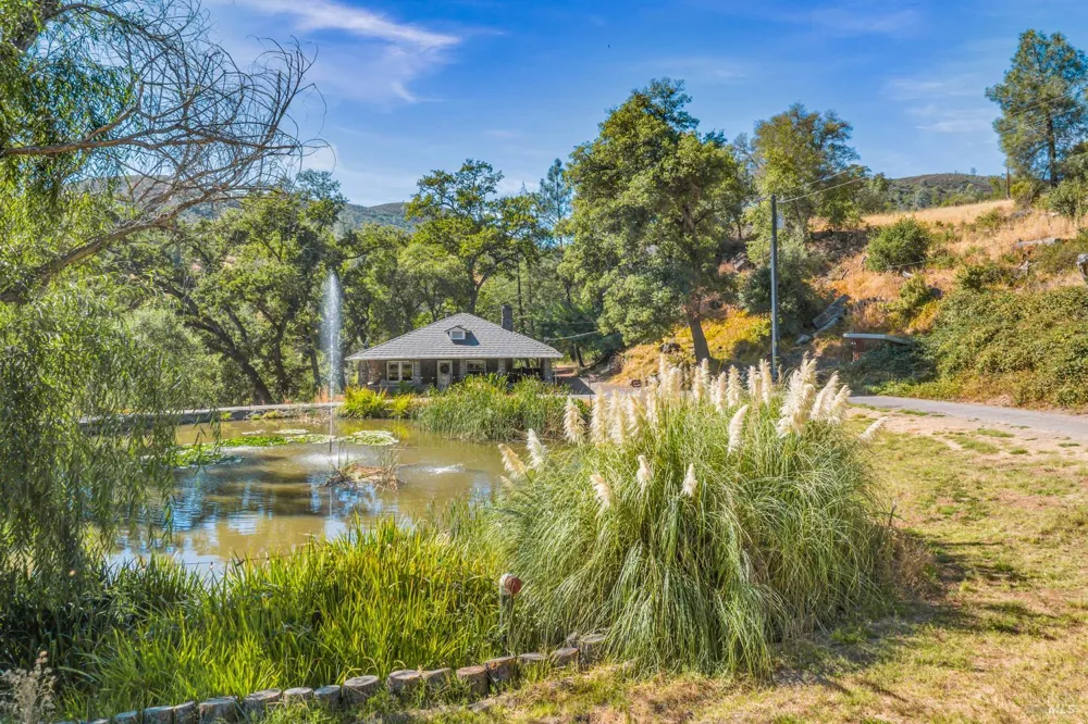 500 Old Long Valley Road Clearlake Oaks, CA 95423