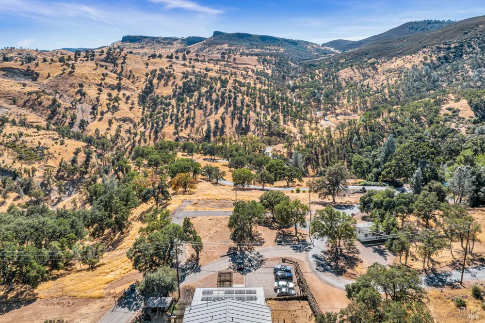 500 Old Long Valley Road Clearlake Oaks, CA 95423