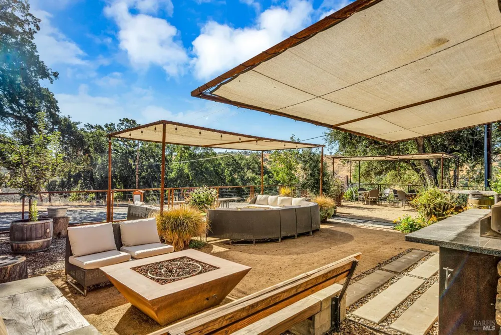 500 Old Long Valley Road Clearlake Oaks, CA 95423