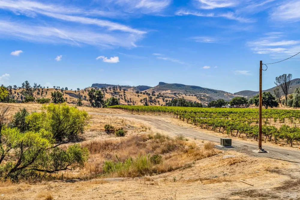 500 Old Long Valley Road Clearlake Oaks, CA 95423