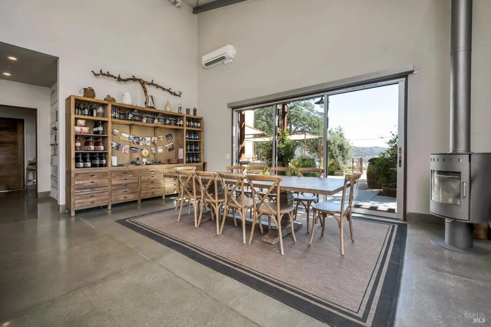 500 Old Long Valley Road Clearlake Oaks, CA 95423