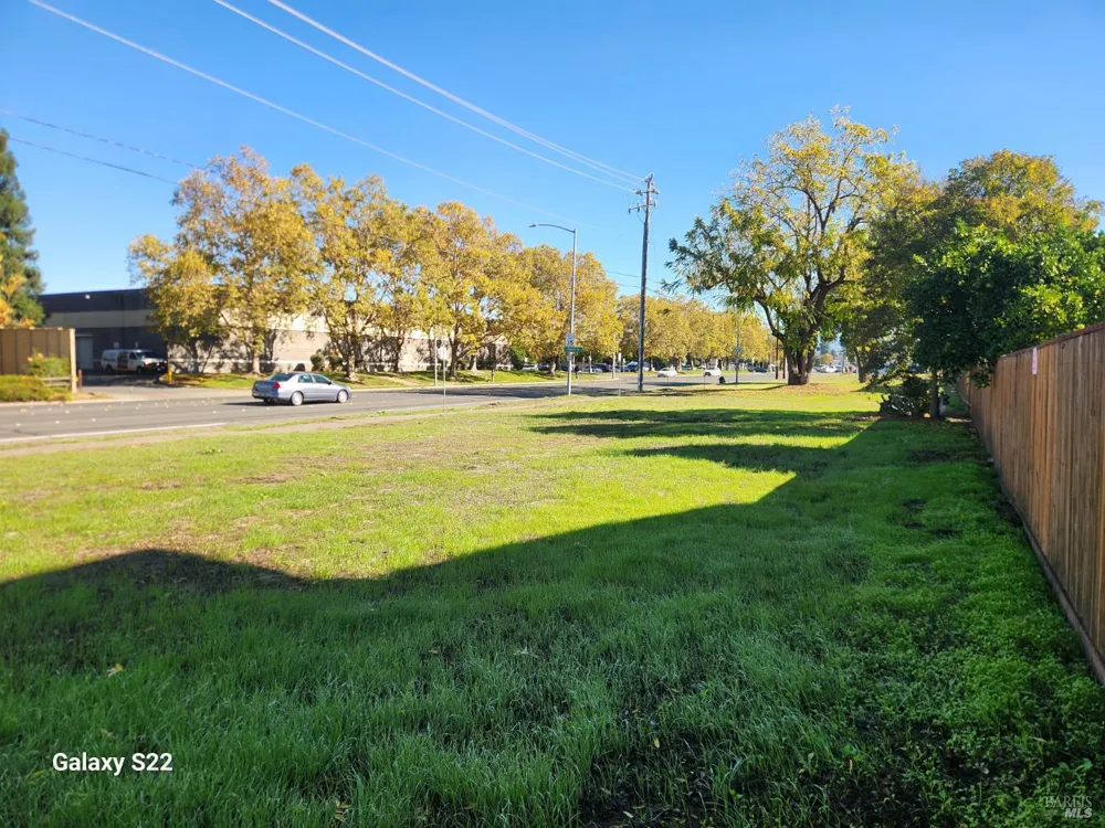 2100 Sebastopol Road Santa Rosa, CA 95407