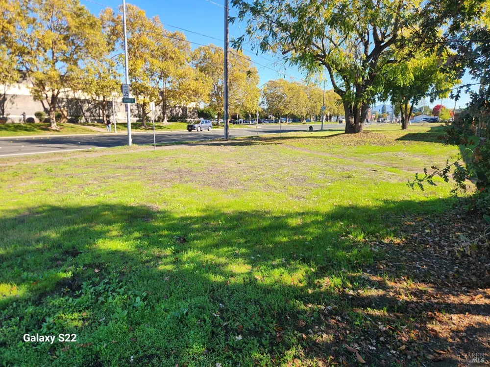 2100 Sebastopol Road Santa Rosa, CA 95407