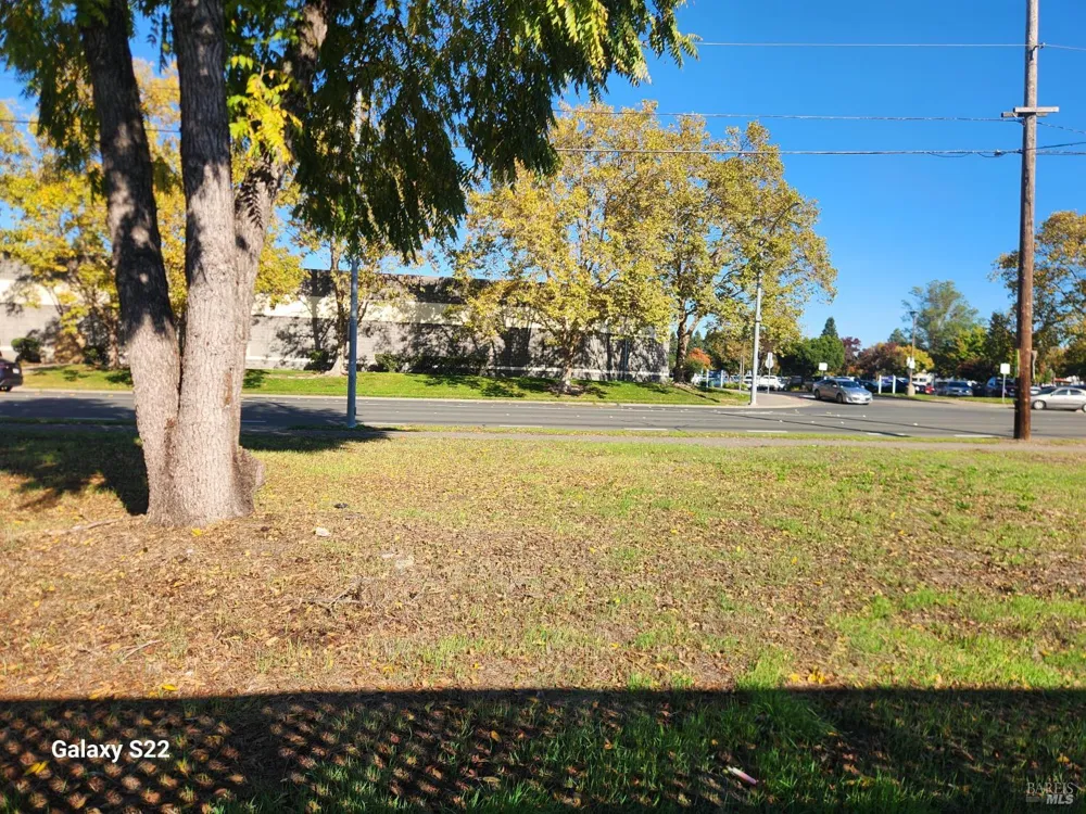 2100 Sebastopol Road Santa Rosa, CA 95407