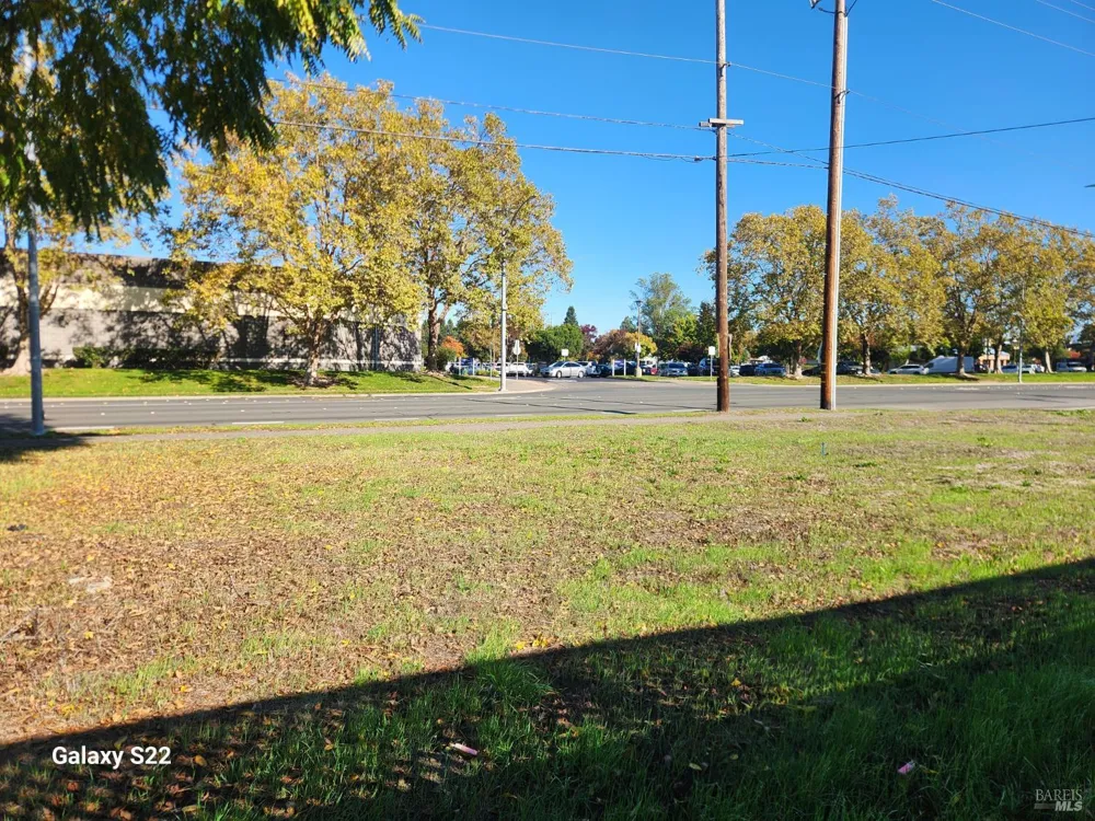 2100 Sebastopol Road Santa Rosa, CA 95407