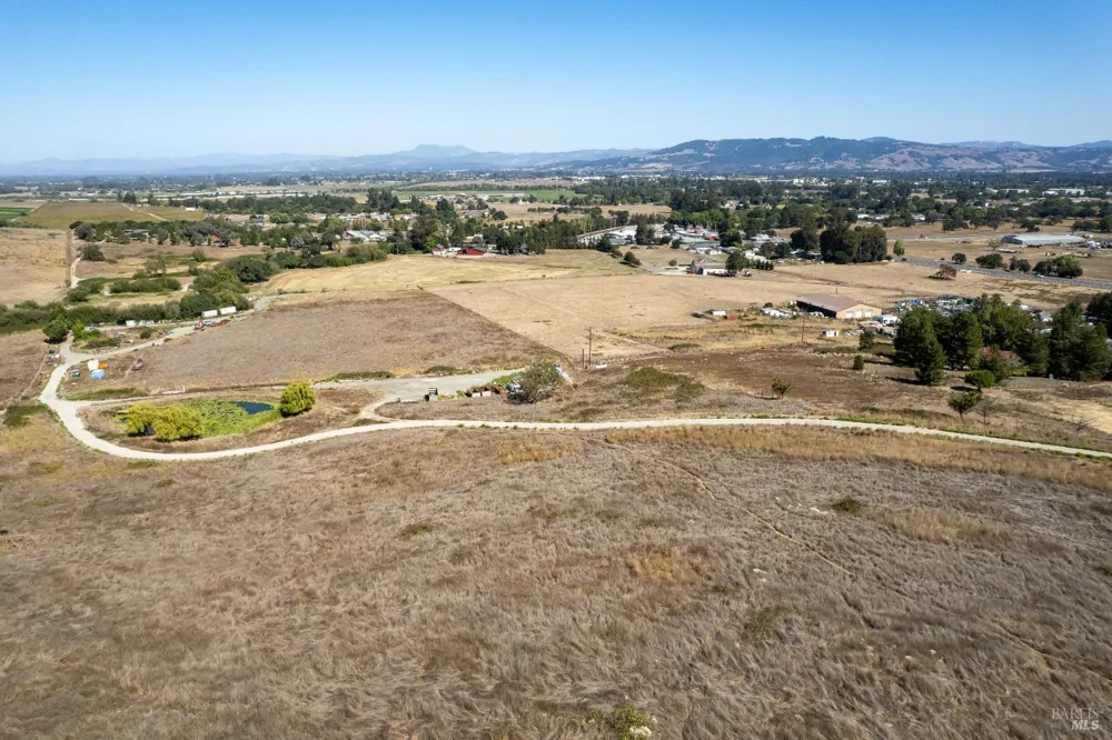 7080 Gravenstein Highway Cotati, CA 94931