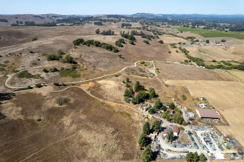 7080 Gravenstein Highway Cotati, CA 94931