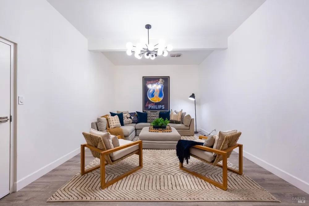 1590 Sylvaner Avenue St. Helena, CA 94574