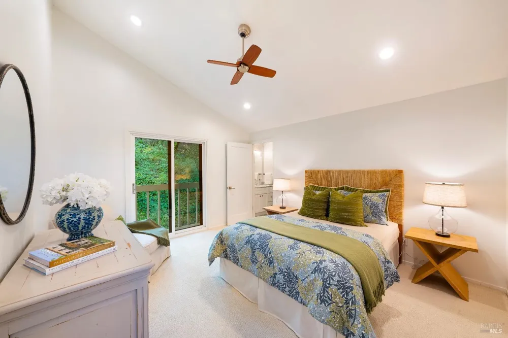 1590 Sylvaner Avenue St. Helena, CA 94574