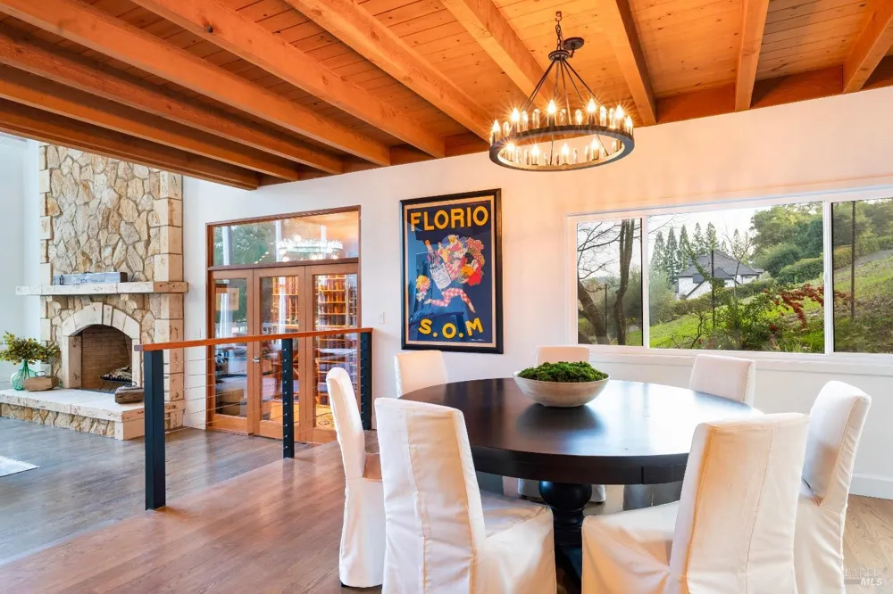1590 Sylvaner Avenue St. Helena, CA 94574