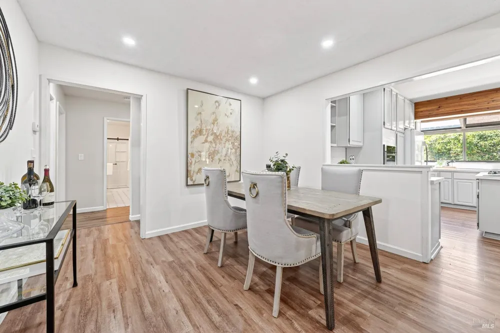 1819 Spring Mountain Court St. Helena, CA 94574