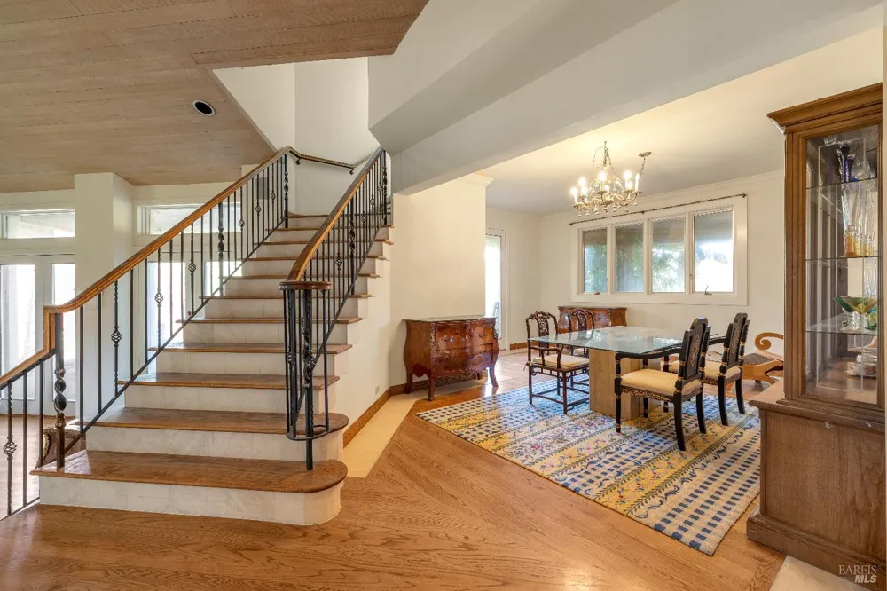 3295 Warm Springs Road Glen Ellen, CA 95442