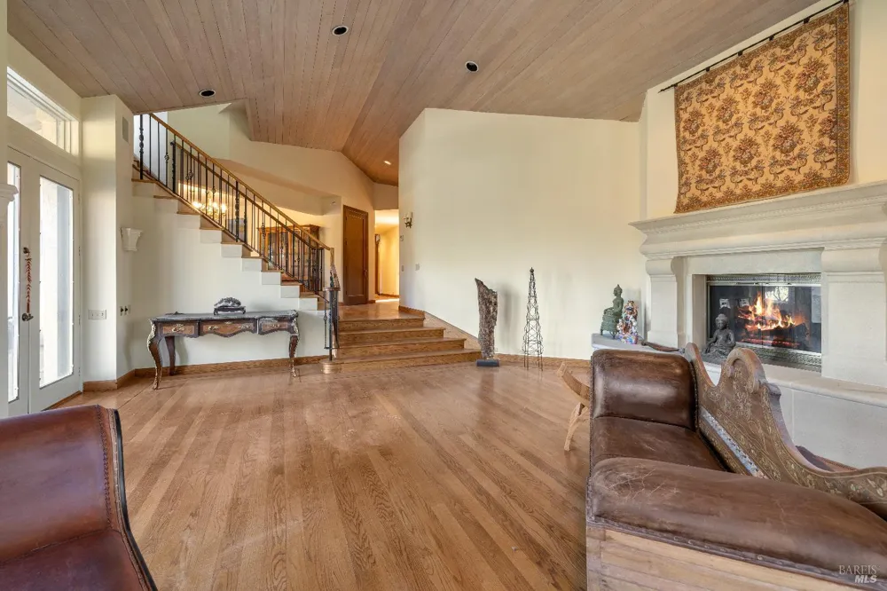 3295 Warm Springs Road Glen Ellen, CA 95442