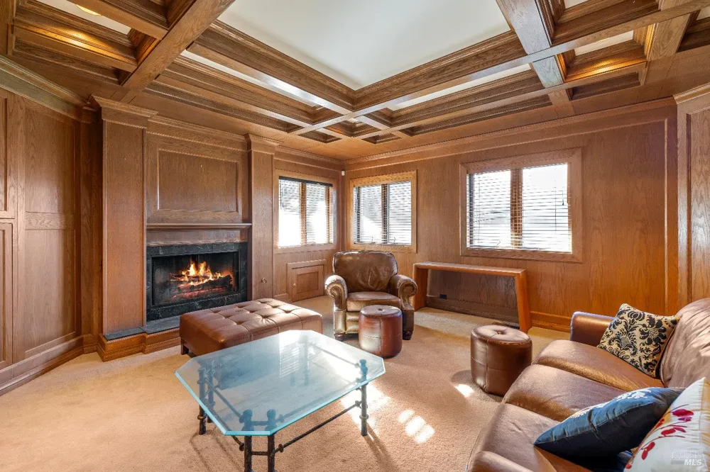 3295 Warm Springs Road Glen Ellen, CA 95442