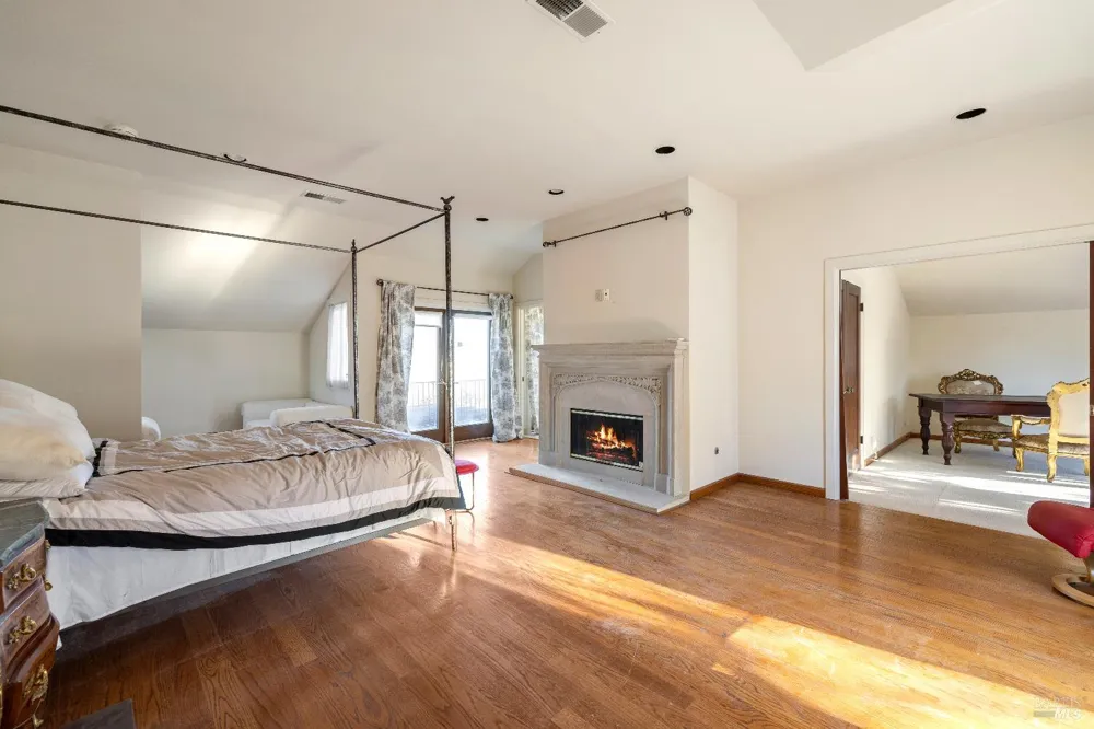 3295 Warm Springs Road Glen Ellen, CA 95442