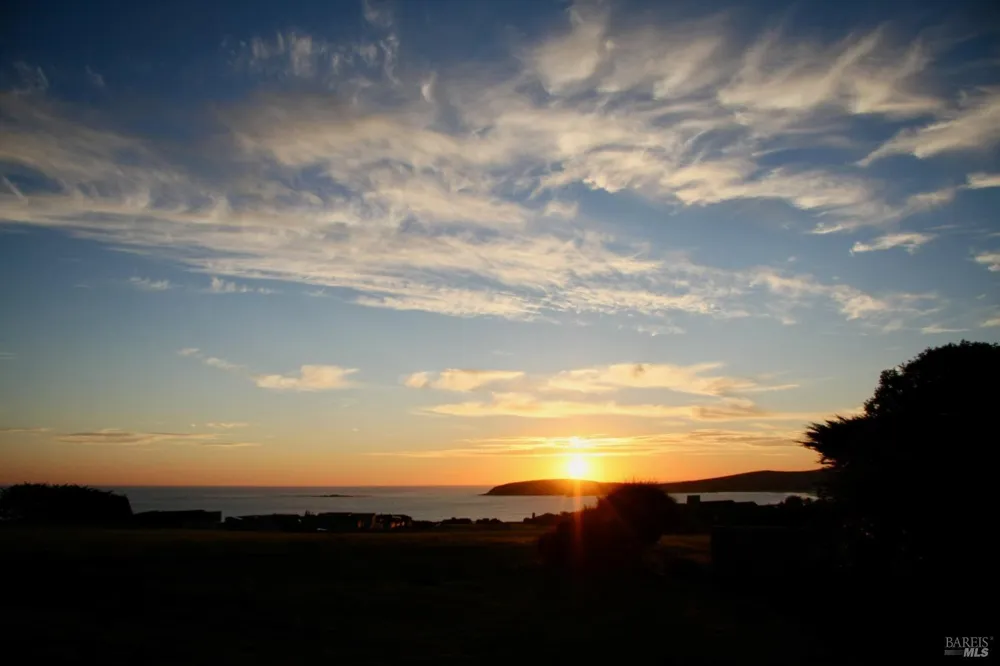 21165 Hummingbird Court Bodega Bay, CA 94923