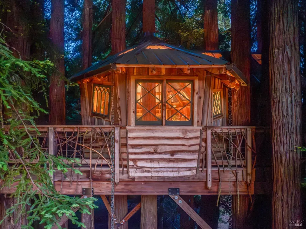 16611 Pearl Ranch Road Fort Bragg, CA 95437