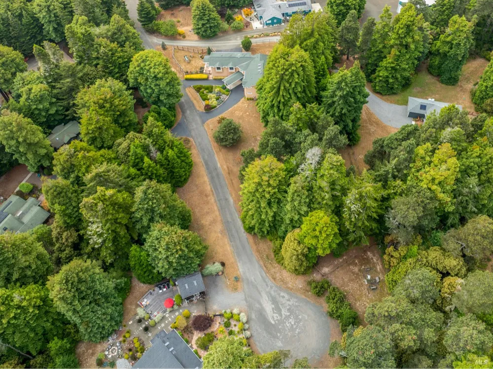 16611 Pearl Ranch Road Fort Bragg, CA 95437