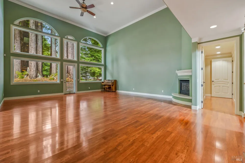 16611 Pearl Ranch Road Fort Bragg, CA 95437