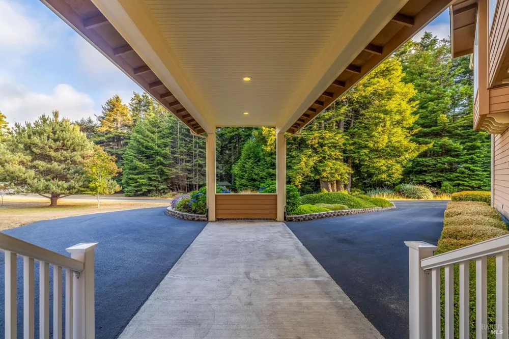 16611 Pearl Ranch Road Fort Bragg, CA 95437