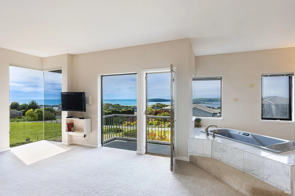 315 Mainsail Drive Bodega Bay, CA 94923