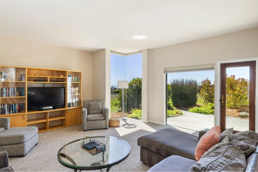 315 Mainsail Drive Bodega Bay, CA 94923