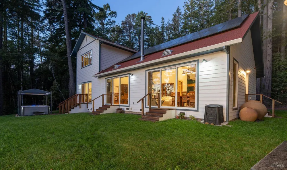36780 Glennen Drive Gualala, CA 95445