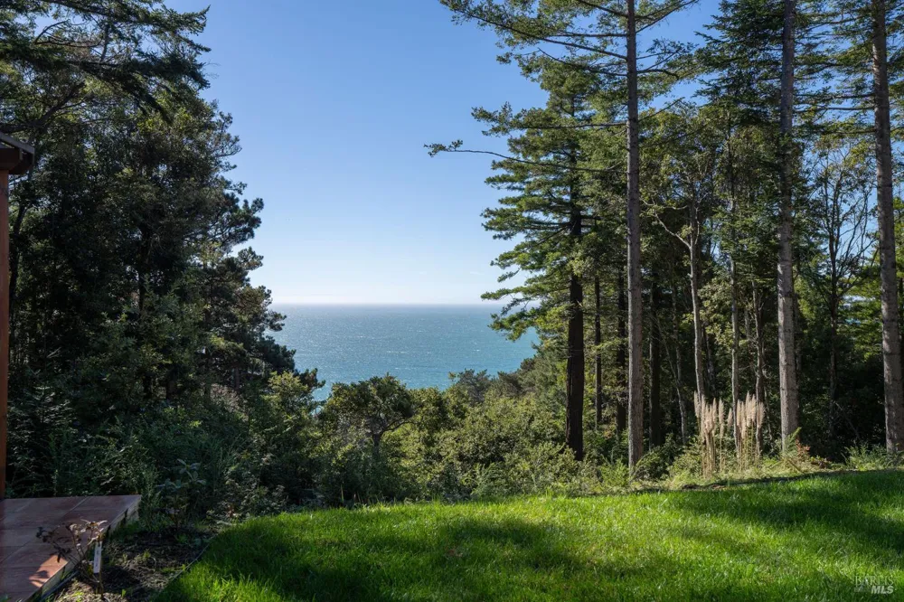 36780 Glennen Drive Gualala, CA 95445